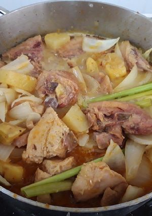 Hình của món Gà Muối Cà Ri.