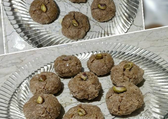 Recipe of Mario Batali Caramel Cocoa Coconut Macarons