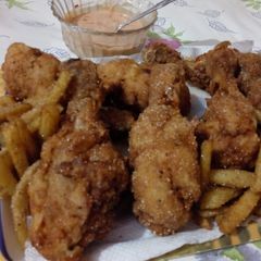 A picture of Crispy fried leg pieces.