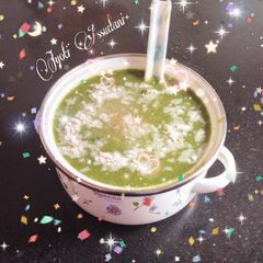 A picture of Spinach soup (palak soup).