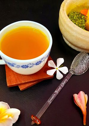 A picture of Fennel, Ginger & Turmeric Tea.