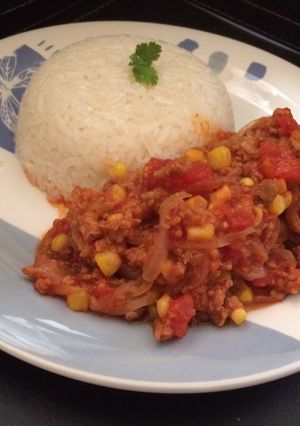Una foto de Tomaticán con carne de soya