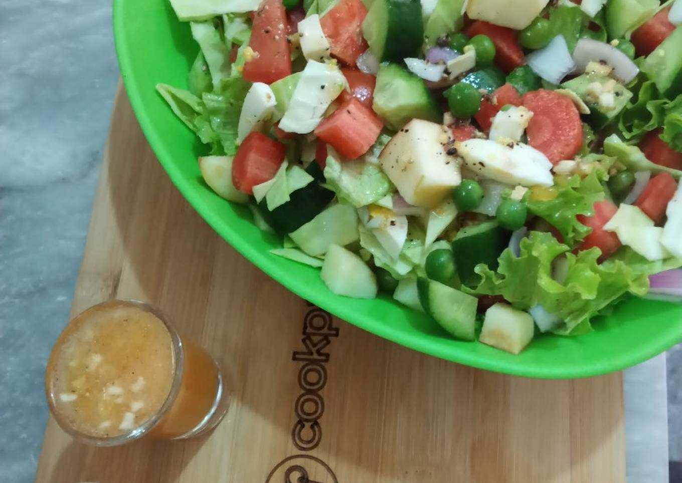 Mix Veggies salad 🥗 with orange 🍊 dressing