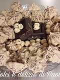 Meringhe al caffè e nocciola