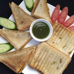 A picture of Masala Sandwich.