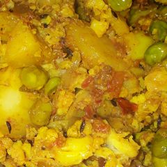 A picture of Aaloo gobhi matar veg.