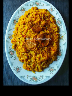 A picture of One pot jollof rice and beans.