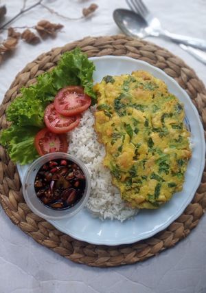 Foto resep Dadar Ayam Pokcoy Sambal Kecap