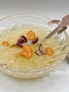 紅棗枸杞銀耳湯 白木耳 電鍋料理 的食譜成品照片