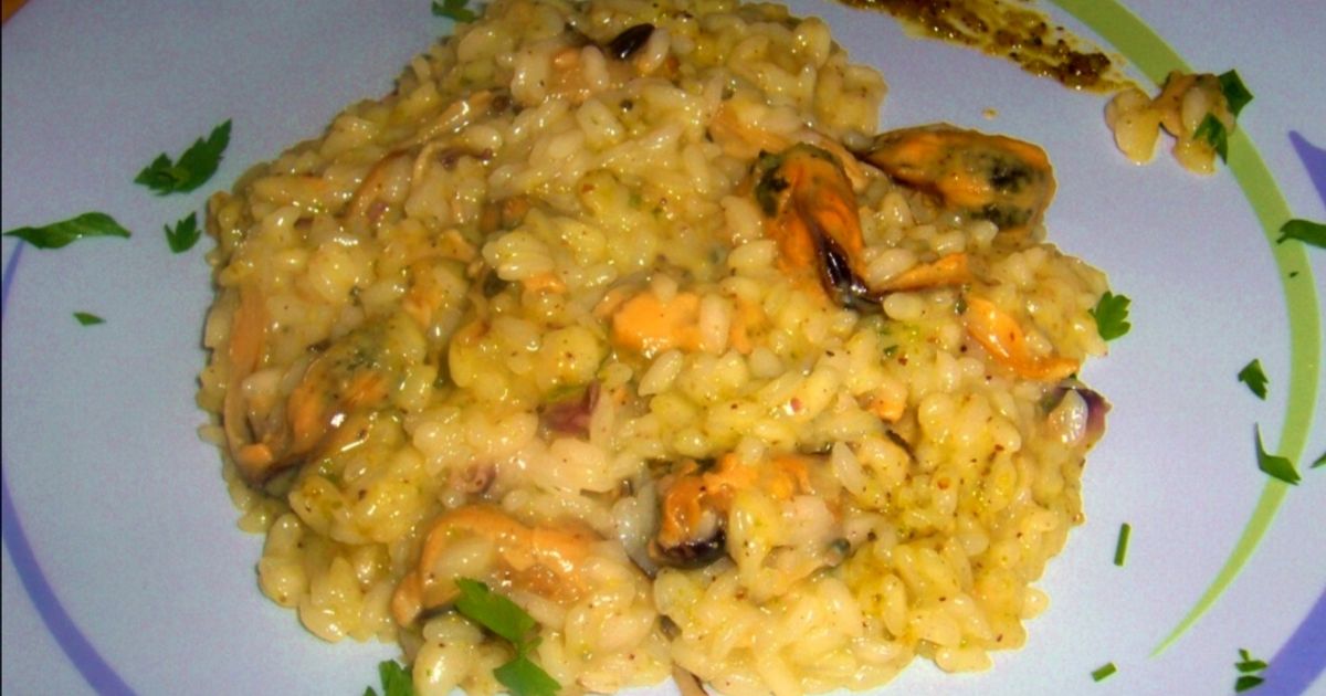 Muscles Risotto Risotto With Mussels And Bronte Pistachio Pesto Recipe By Fabio Del Buono