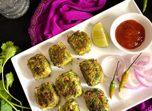 A picture of Thecha Paneer Tikka.