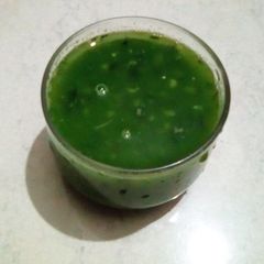 A picture of Green juice.