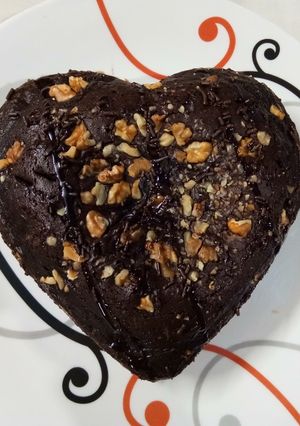 A picture of Walnut Brownie cake.