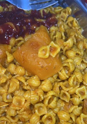 صورة لوصفة مكرونة بالقرع لذيذه🤤