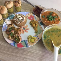 Dal bati with gatte ki sabzi, churma, lasan ki chutney aur dal A picture of Dal bati with gatte ki sabzi, churma, lasan ki chutney aur dal.