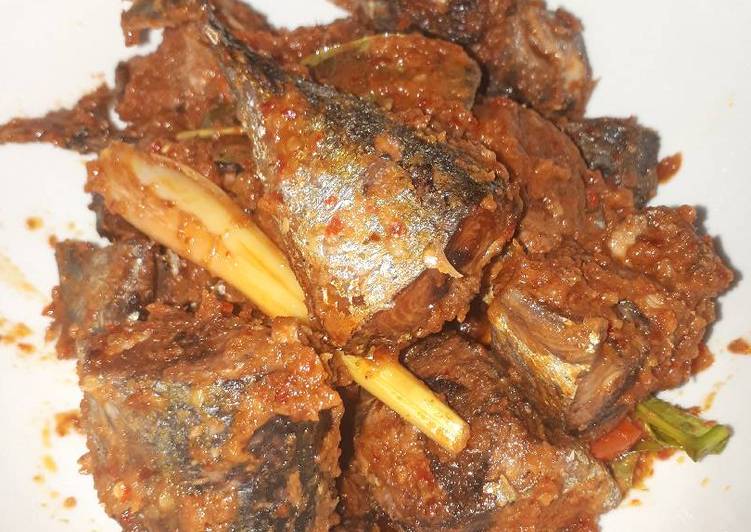 Cara Gampang Menyiapkan Tongkol Bumbu Bali Anti Gagal