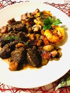 Burgundi marharagu (Boeuf Bourguignon) recept fotója