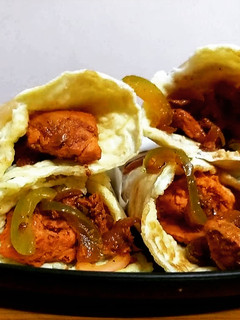 এগ চিকেন রোল(egg chicken roll,recipe in Bengali) রেসিপির প্রধান ছবি