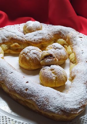 Una foto de Roscón París Brest Y Profiteroles