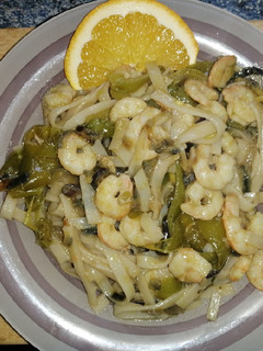 Una foto de Noodles con gambas