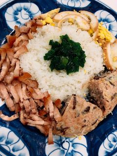 A picture of Long Xuyen Broken Rice (Caramelized Pork and Egg).