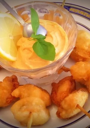 Foto principal de Brochetas de mejillones en tempura con mayonesa de romesco