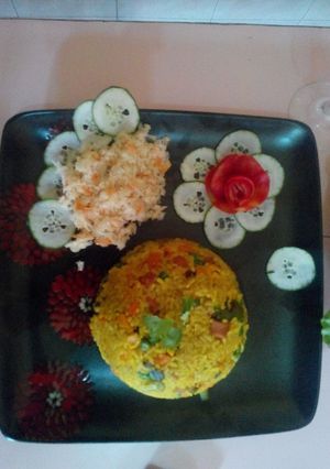 A picture of Nigerian fried rice.