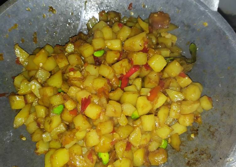 Balado KePet (Kentang dan Pete)
