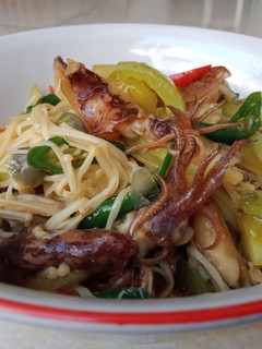 Foto resep Cumi asin jamur enoki saus tiram