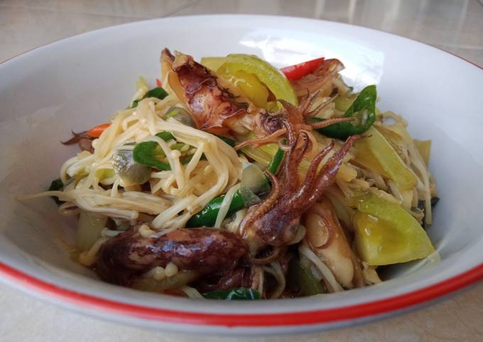 Langkah Mudah Masakan Resep Cumi asin jamur enoki saus tiram