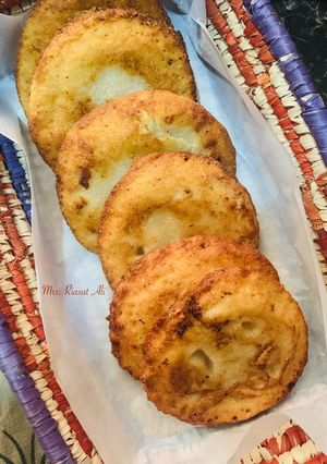 A picture of Semolina pancakes| Punjabi Poora| Malpura.