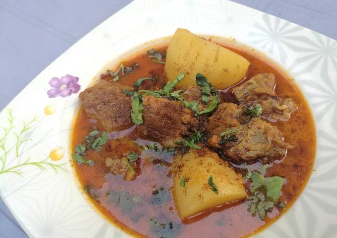 Aloo gosht