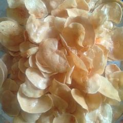 A picture of Potato chips.