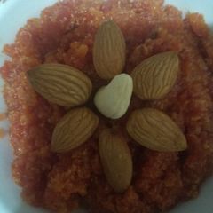 A picture of Shahi carrot halwa.