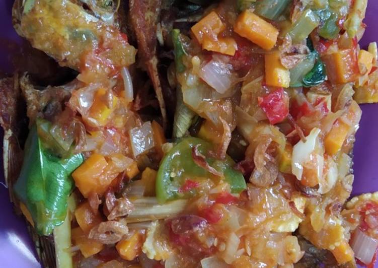 Resep Nila goreng saus jagung wortel asam manis Anti Gagal