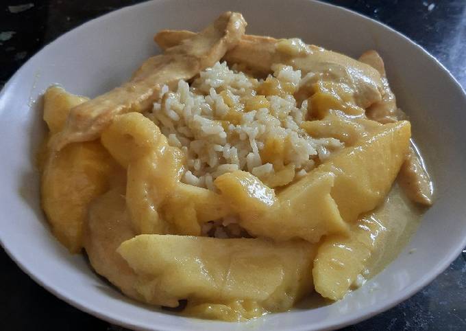 Foto principal de Pollo al curry con mango y arroz