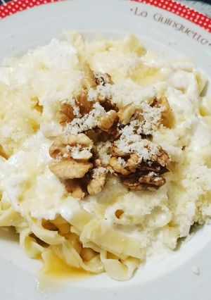 Une photo de Tagliatelle chèvre miel noix