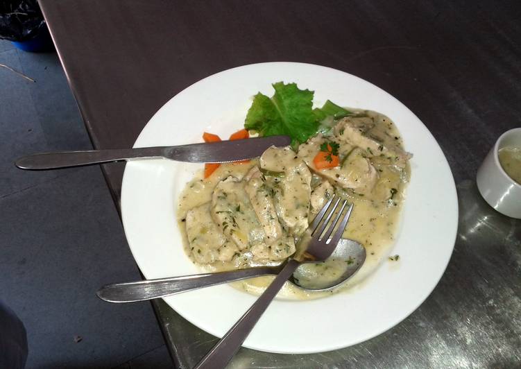 Simple Way to Make Favorite poached chicken with cream
