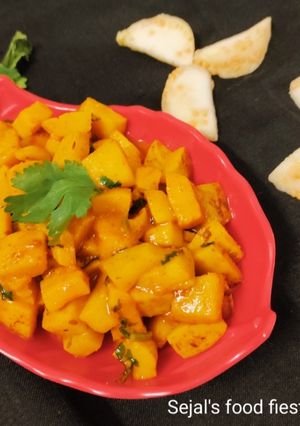 સૂરણ જામફળ નું શાક (Suran Jamfal Shak Recipe In Gujarati) રેસીપી મુખ્ય ફોટો