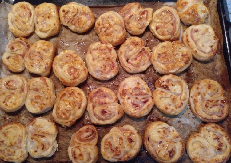 Palmeritas saladas de bacon y queso