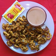 A picture of Sweet Pepper Chilli Ring Fritters.