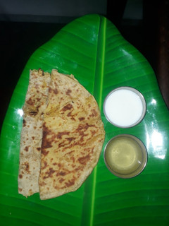 पुरणपोळी (puranpoli recipe in marathi) रेसिपी चे मुख्य फोटो