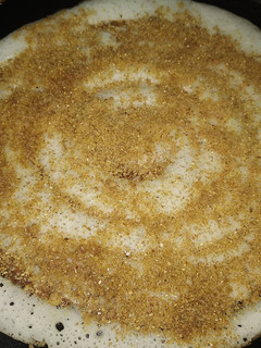 சத்தான வேர்கடலை பொடி தோசை (Verkadalai podi dosai recipe in tamil) செய்முறை முக்கிய புகைப்படம்