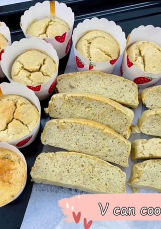 低糖香蕉海綿蛋糕 🍌🍰Low sugar banana sponge bread 的食譜成品照片