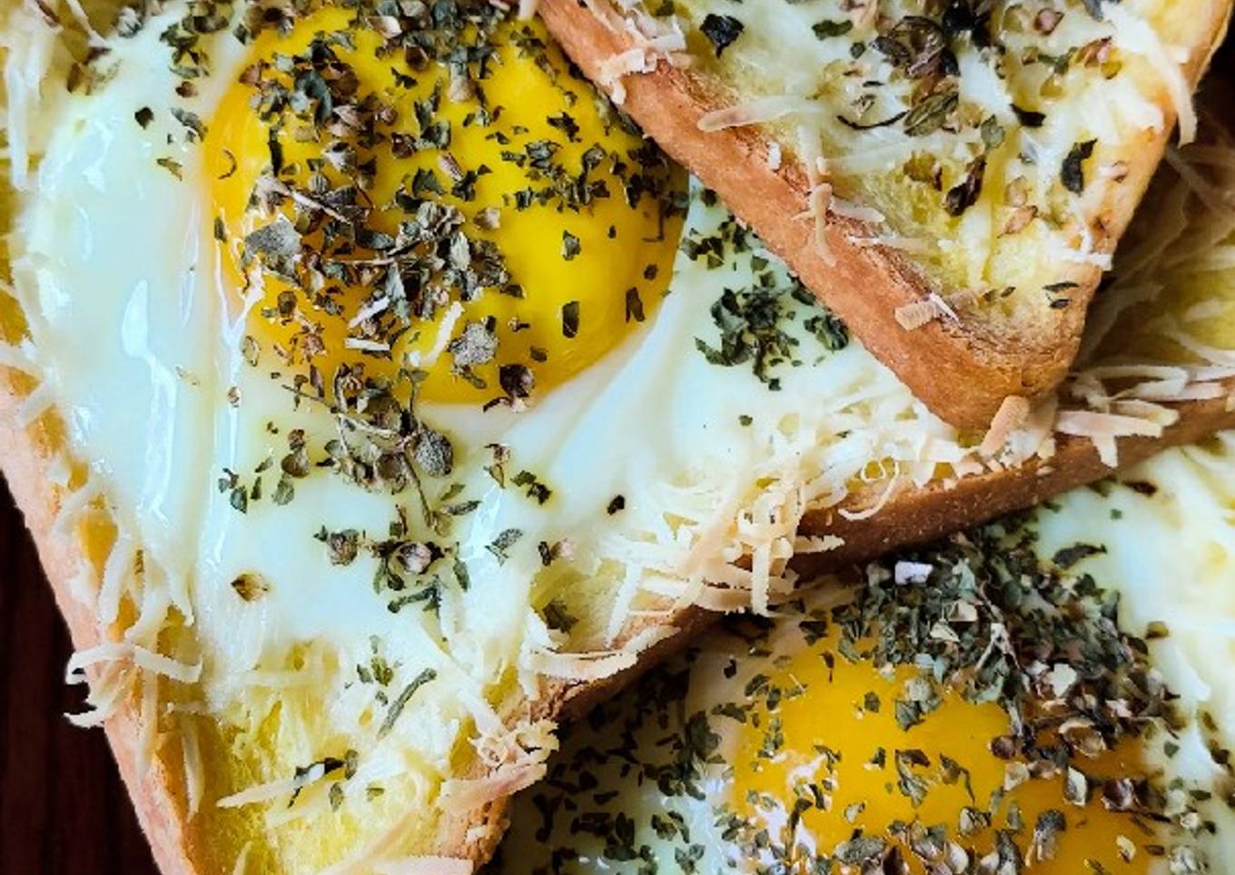 Chesee Egg Toast