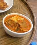 김치찌게- Canh kim chi Hàn Quốc