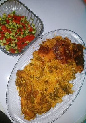 عکسی از دستور دمپخت لوبیاسبز و مرغ به همراه ته دیگ نونی