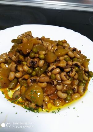 Una foto de Carillas con verduras y jengibre 😜😋