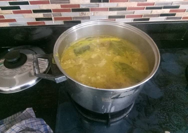 Langkah Mudah untuk Menyiapkan Soto daging bening Anti Gagal