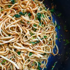 A picture of Fresh Crab Meat & Chilli Garlic Pasta.